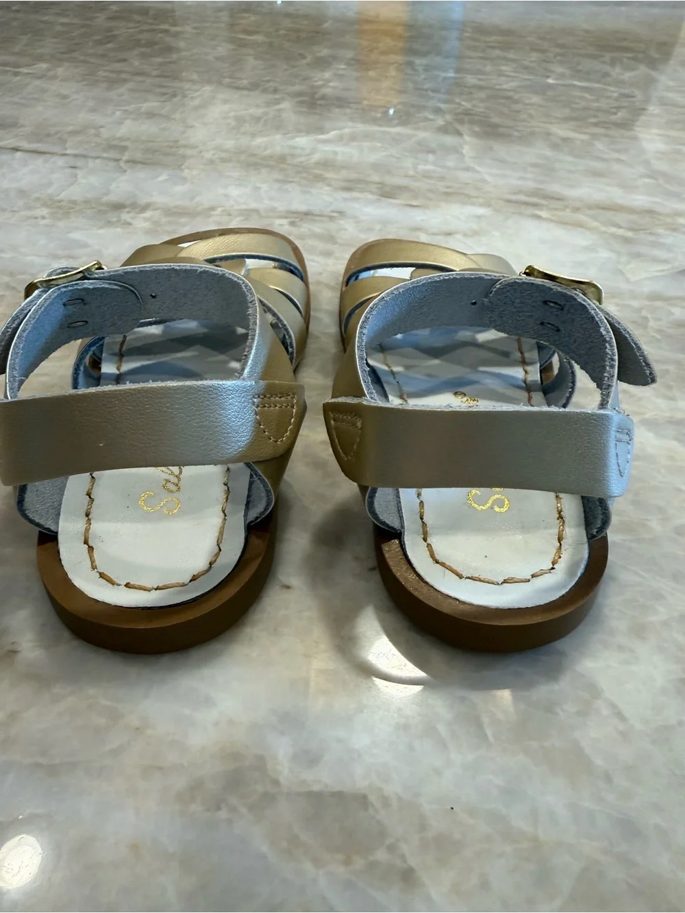 Saltwater “Original “ Sandal by Hoy in Little Girl’s Size 7 NWT